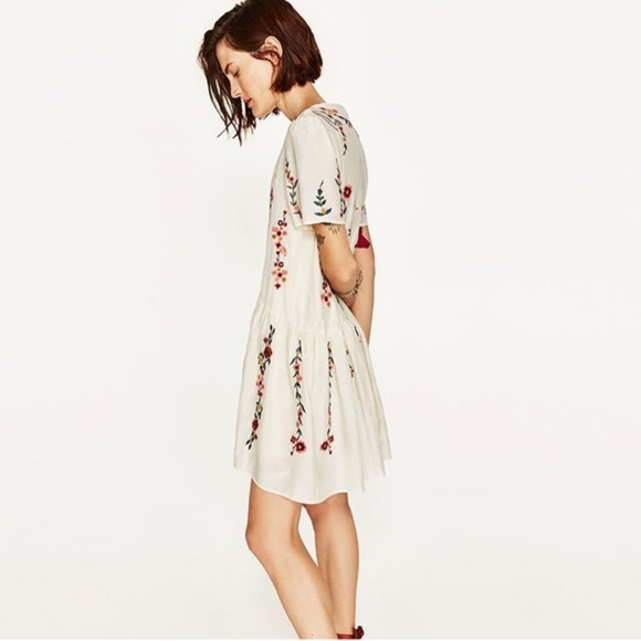 Zara Embroidered Dress - Picture 4 of 7